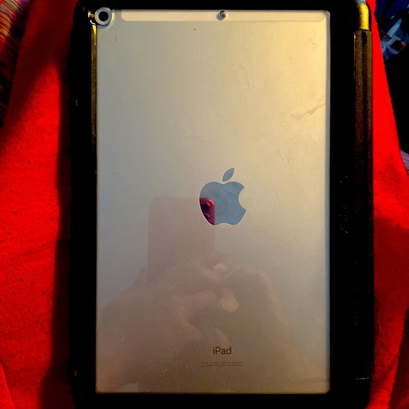 Paid off Apple iPad great condition